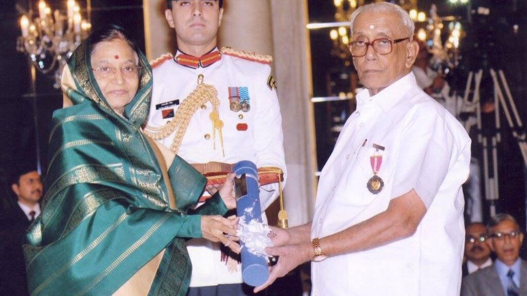 One of the three esteemed founders of Vaidyaratnam received Padma Bhushan and Padma Shri Award